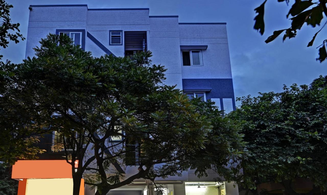 העיר בנגלור Treebo Trend Rishan Suites מראה חיצוני תמונה